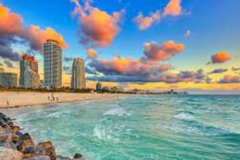 Apartment Right On The Beach! Miami Beach Zewnętrze zdjęcie